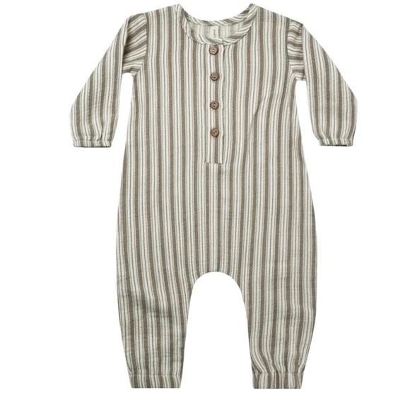 Quincy Mae Woven Long Sleeve Jumpsuit in Fern Stripe Size 0-3 Months - Picture 1 of 16